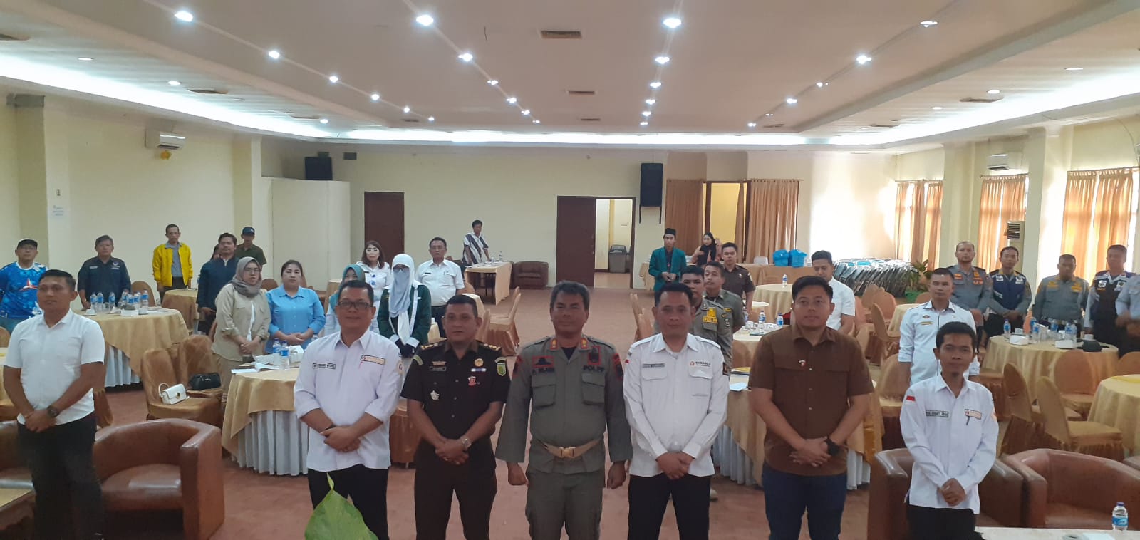 Bawaslu Kota Pematangsiantar bersama Stakeholder saat menggelar Rakor pengembangan Fungsi Stategi Kelembagaan Pada Penertiban APK Masa Kampanye dan Masa Tenang Pemilu 2024 